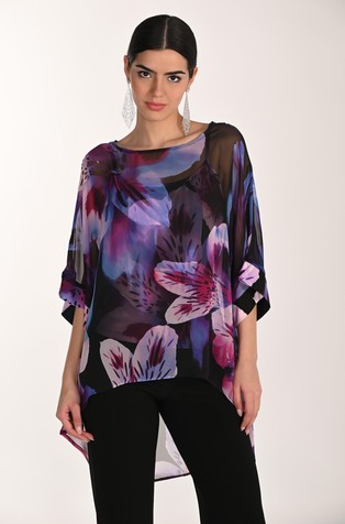 Bluza s kimono rokavi in cvetličnim vzorcem