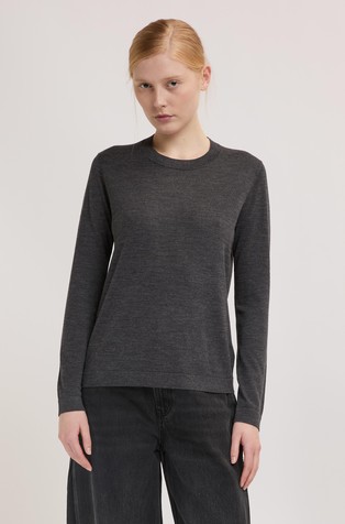 Wool long-sleeved tee