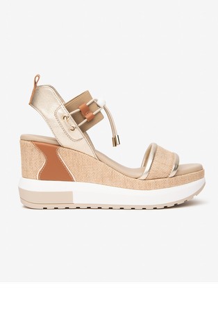 Sandali iz kovinsko svetlečega usnja s sintetičnimi vstavki