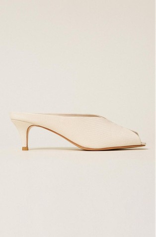 Usnjeni natikači s peto