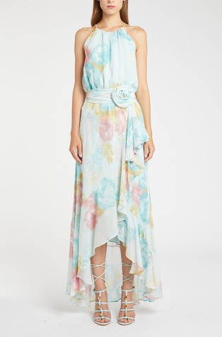 Dolga obleka z naborkom in okrasnim cvetom