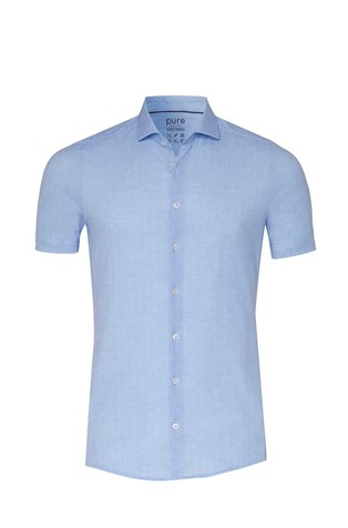 Functional fit short-sleeved shirt