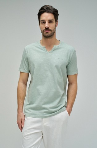 Henley T-shirt with branding