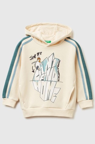 Ohlapen pulover s kapuco in potiskom