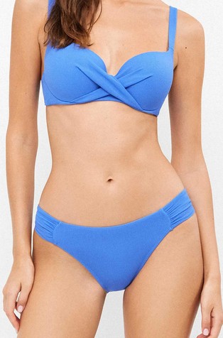 Bikini bottom with ruching on the sides