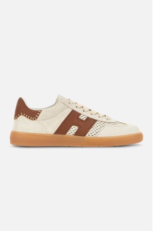 Cool Sneakers in Suede With Perforated Inserts