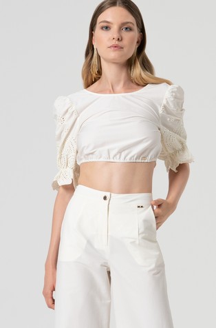 Bombažna cropped bluza s pentljo zadaj