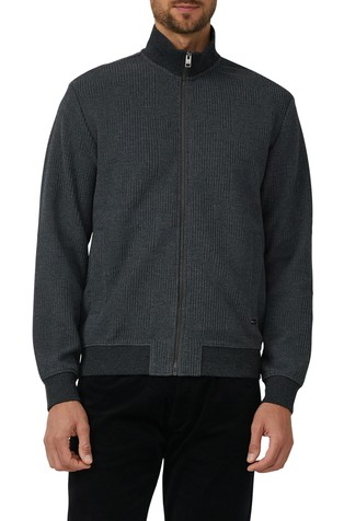 Strukturirana jopa z visokim ovratnikom