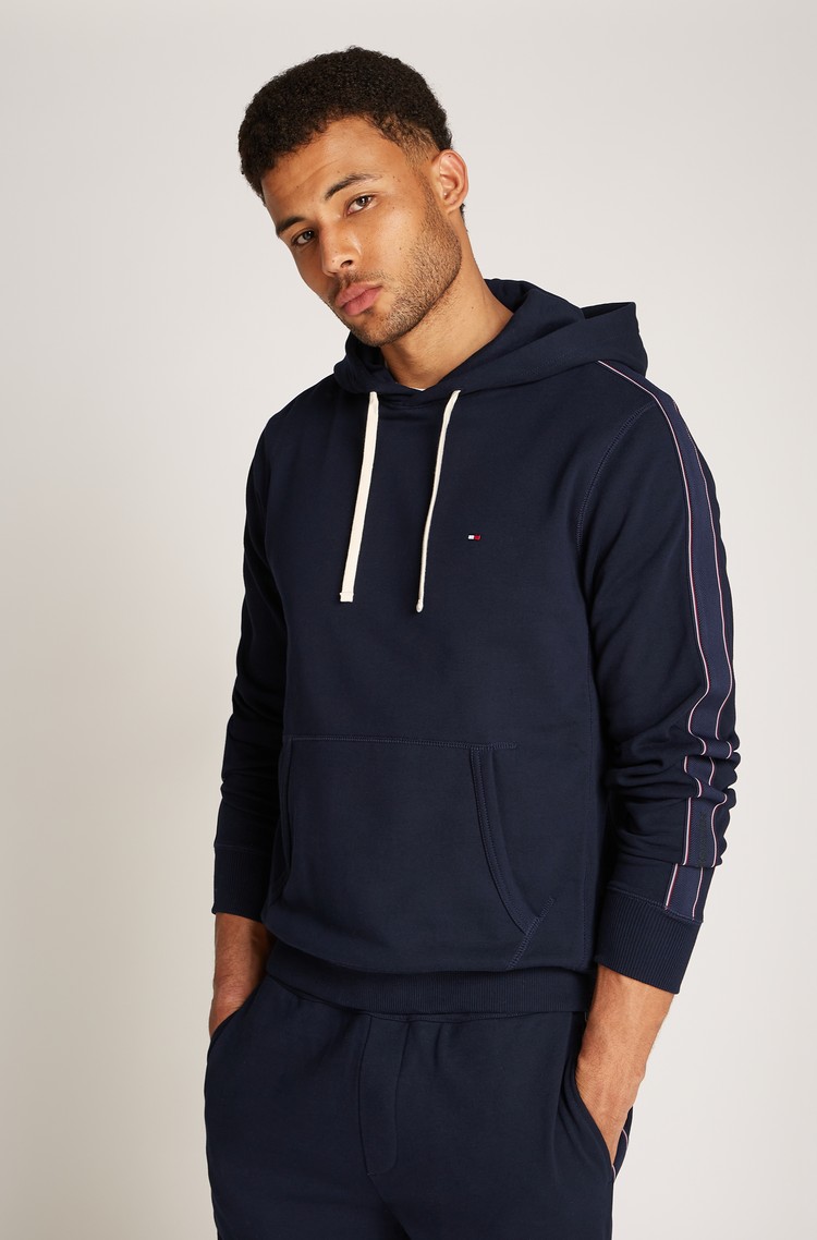 TOMMY HILFIGER Global Stripe pulover s kapuco in kontrastnimi detajli Modra - Dark Blue 