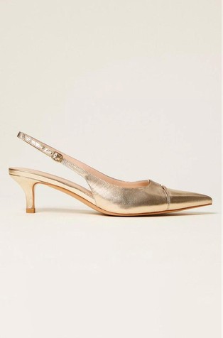 Usnjeni salonarji z odkrito peto