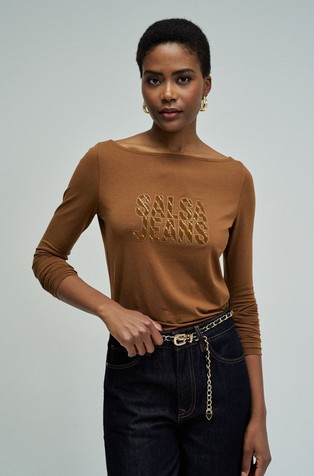 Sweater with branding