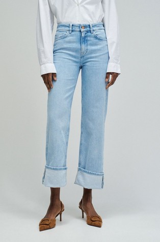 True Straight Fit Jeans