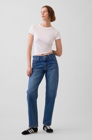Ženske straight fit jeans hlače z zožanimi hlačnicami