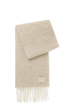 Šal z resicami iz volnene mešanice