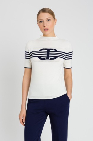 Mock neck jumper with Oval T