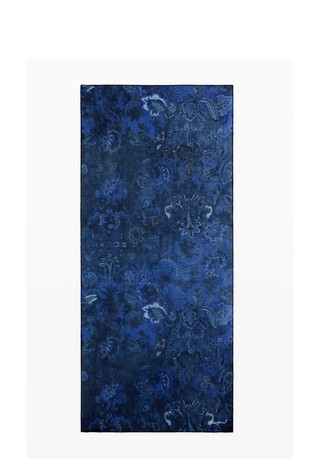 Rectangular plisse scarf