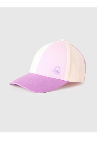 Kapa s šiltom in barvnimi bloki