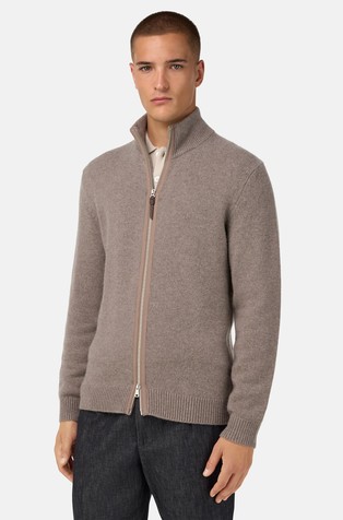 Pletena jopa iz kašmirja