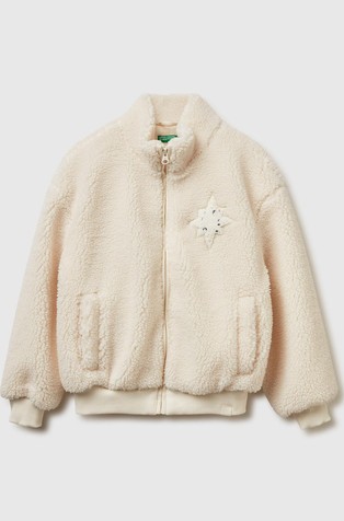 Kosmatena jakna iz kodraste tkanine