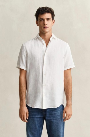 Regular fit short-sleeved linen shirt