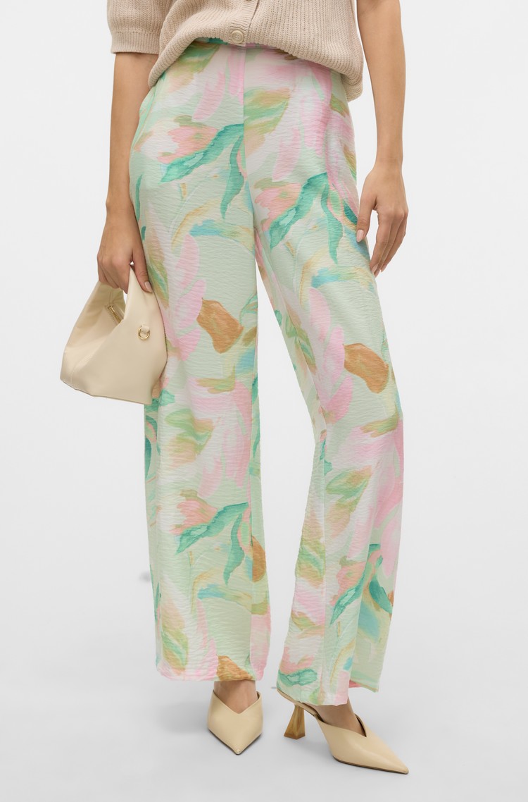 VERO MODA VMJOSIE High rise Trousers with floral pattern Birds Egg Green 
