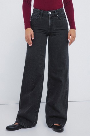 Jeans hlače s širokimi hlačnicami in okrasnimi kamenčki