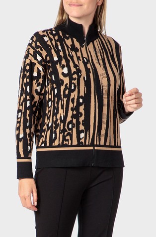 Jopa z žakarskim vzorcem