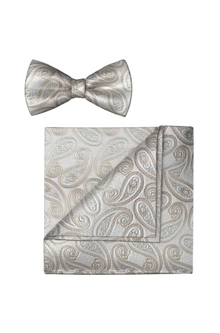Bow tie and pocket square set