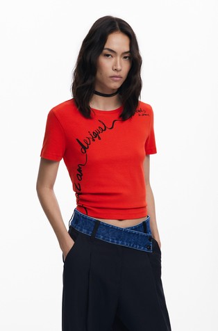 T-shirt with embroidered lettering