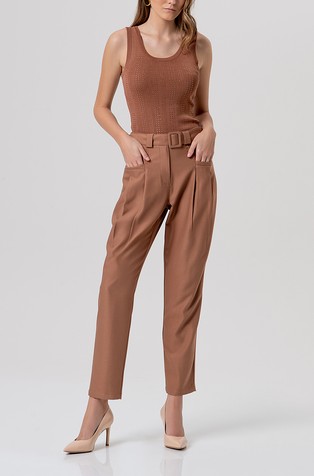 Carrot pant made in Milano stitch fabric