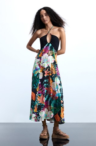 Dolga obleka s tropskim vzorcem