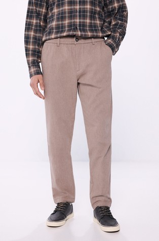 Slim fit bombažne chino hlače