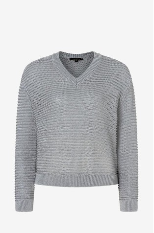 Structured knit sweater