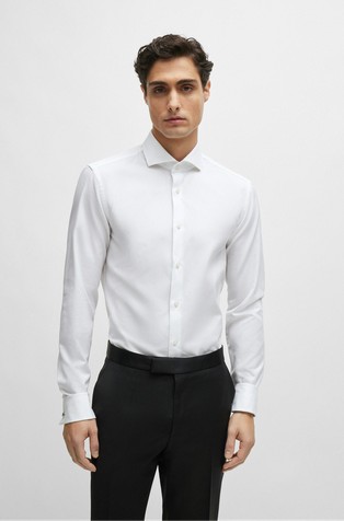 Slim-fit shirt in structured cotton with spread collar