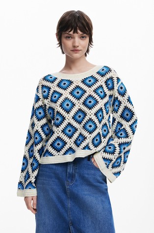 Crochet sweaterwith pattern