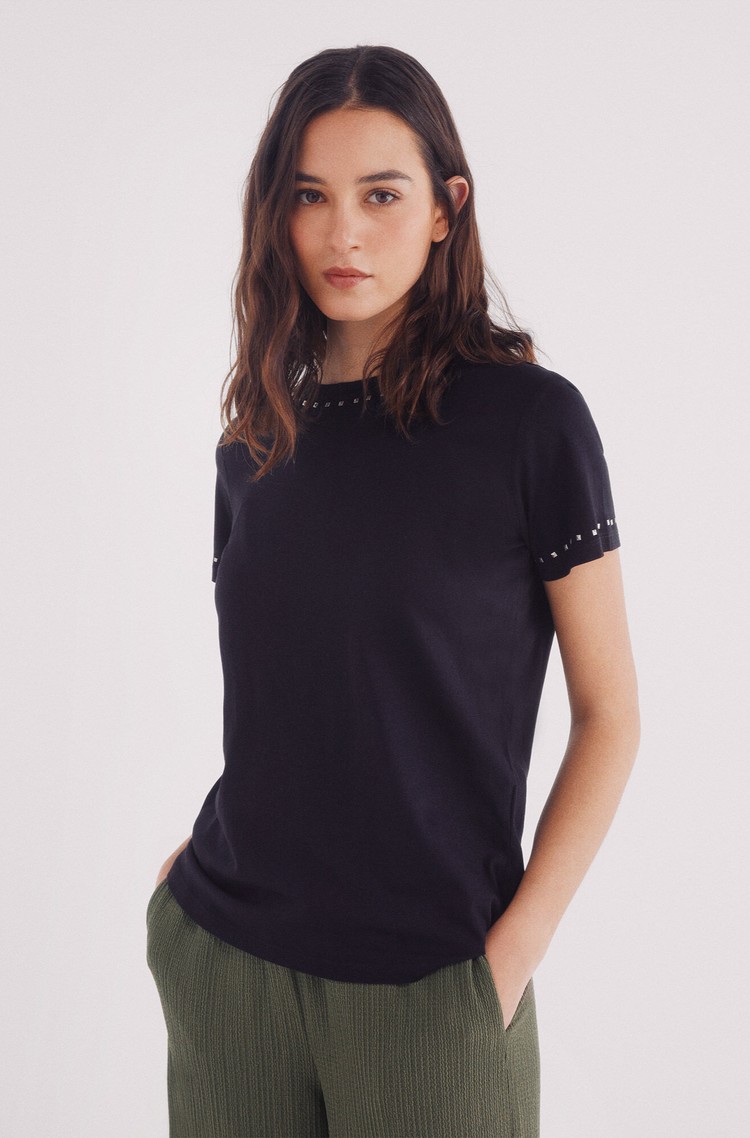 SPRINGFIELD T-shirt with studs on the neck and sleeves Black 