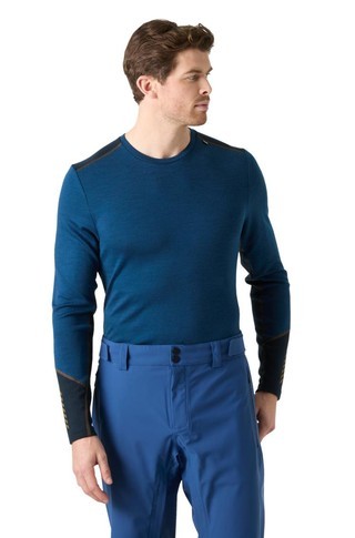 LIFA® Merino Midweight Crew Base Layer