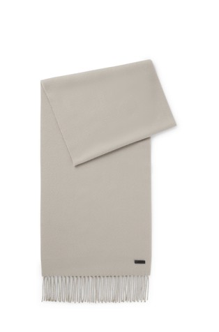 Pleten volnen šal z logo našitkom