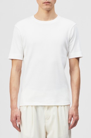 Slim fit majica s kratkimi rokavi iz bombažnega jerseya