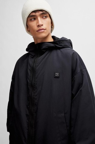 HUGO BOSS Vodoodbojna vetrovka s kapuco in zloženim logotipom Črna - Black 5