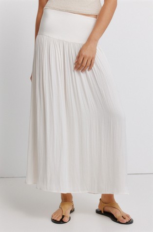 Dolgo krilo z visokim pasom