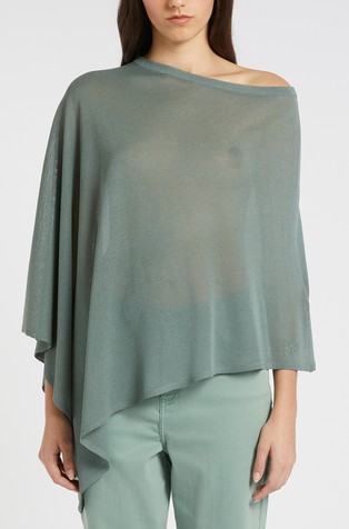 Monochrome knit asymmetric cape