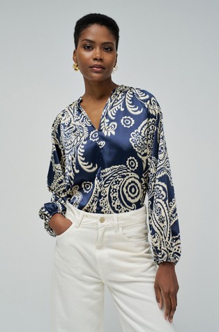 Satenasta bluza