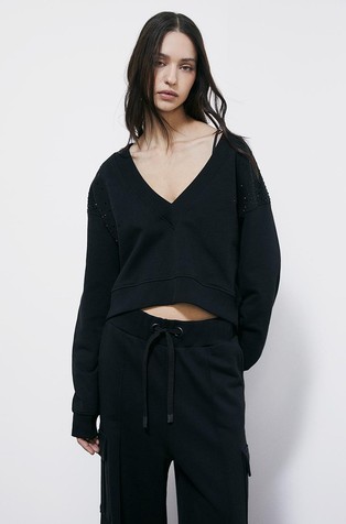 Cropped pulover z globokim V-izrezom in okrasnimi kamenčki