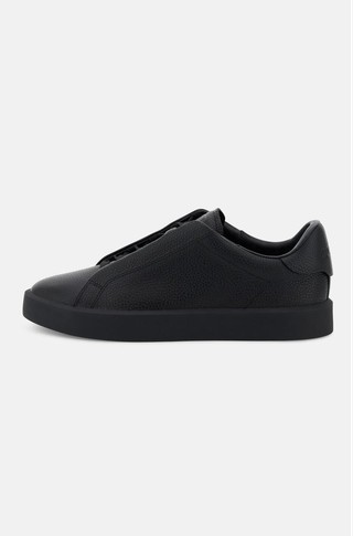 Essence Trainers in Grained Leather