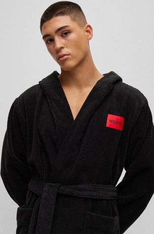 HUGO BOSS Bombažen frotirast kopalni plašč z rdečim našitkom Črna - Black 3