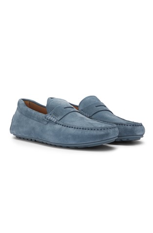 Moccasin loafers in suede