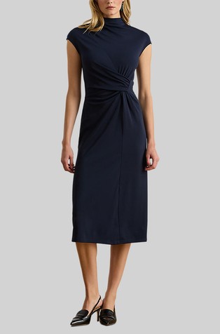 Obleka z zavitim detajlom iz jerseya