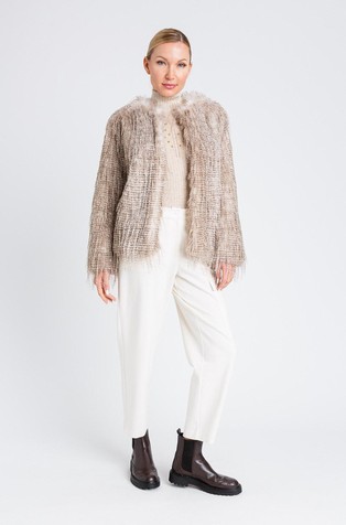 Vzorčasta jakna iz umetnega krzna