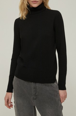 Pleten puli iz volnene mešanice